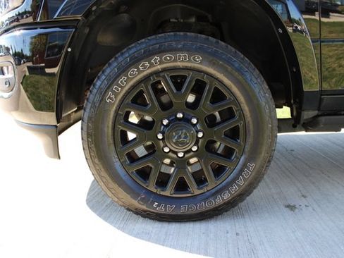 Used 2025 RAM 2500 Limited AWD/4WD image 38
