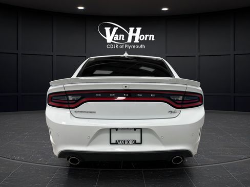 Used 2023 Dodge Charger R/T w/ Plus Group RWD image 6