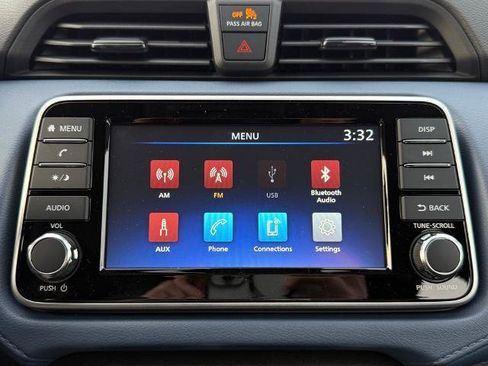 New 2025 Nissan Versa SV w/ Trunk Package image 27