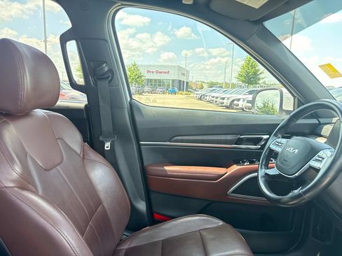 Used 2024 Kia Telluride EX FWD image 16