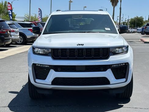 New 2026 Jeep Grand Cherokee L Limited AWD/4WD image 12