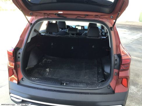 Used 2022 Kia Seltos S FWD image 13