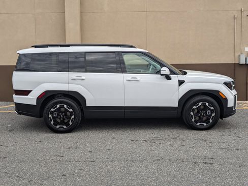 New 2026 Hyundai Santa Fe SEL image 3