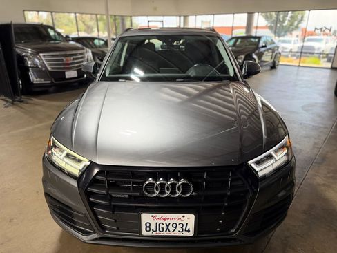 Used 2019 Audi Q5 2.0T Premium Plus w/ Premium Plus Package AWD/4WD image 3
