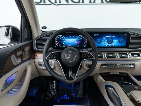 New 2026 Mercedes-Benz GLE 580 4MATIC image 17