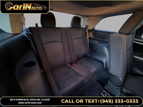Used 2018 Dodge Journey SE w/ Popular Equipment Group image 17