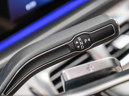 Certified 2024 Mercedes-Benz GLE 450e 4MATIC image 25