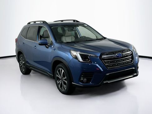 Used 2023 Subaru Forester Limited AWD/4WD image 3