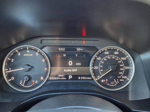 Used 2024 Mitsubishi Outlander SE image 27