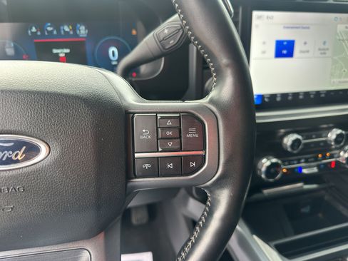 Used 2024 Ford F250 Lariat w/ Lariat Ultimate Package image 36