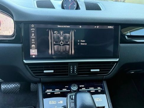 Used 2019 Porsche Cayenne AWD/4WD image 23