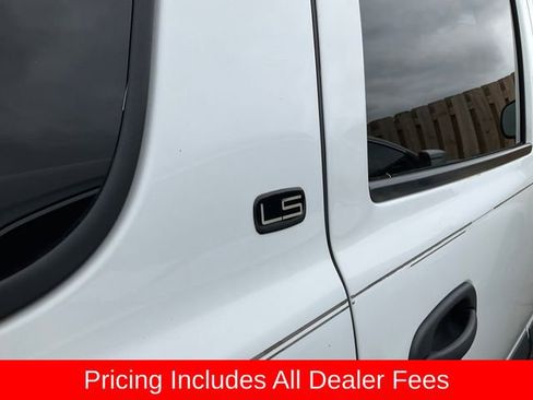 Used 2002 Chevrolet Suburban LS RWD image 8