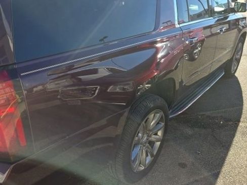 Used 2017 Chevrolet Suburban Premier image 2
