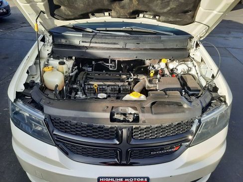 Used 2018 Dodge Journey SE w/ Connectivity Group image 19