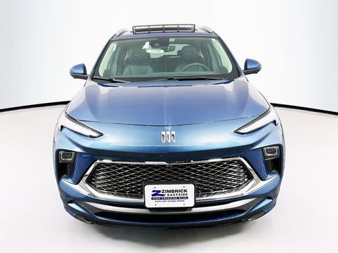 New 2026 Buick Encore GX Avenir w/ Avenir Technology Package image 2