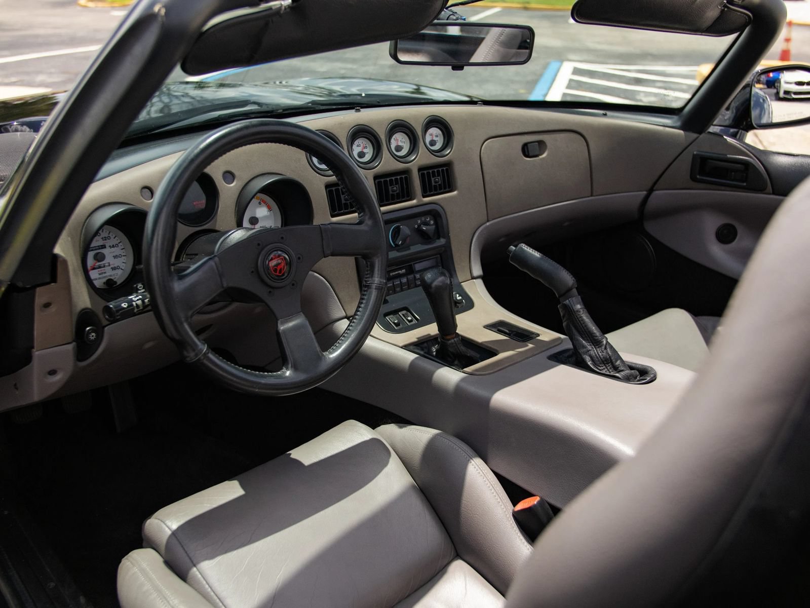 Used 1994 Dodge Viper RT/10 RWD image 27