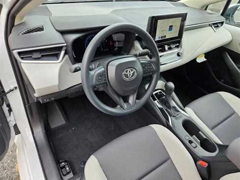 New 2026 Toyota Corolla LE image 9
