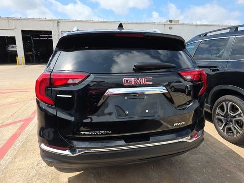 Used 2020 GMC Terrain SLT w/ Preferred Package image 4