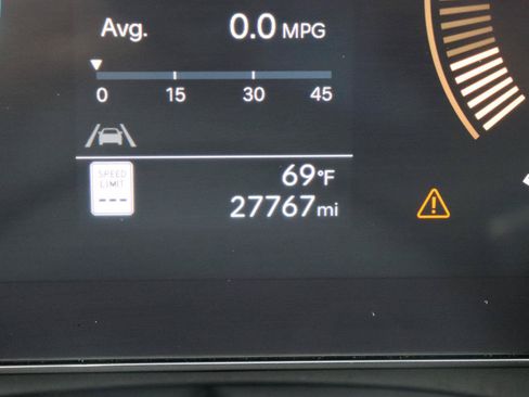 Used 2025 Hyundai Sonata SEL FWD image 26