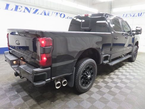 Used 2025 Ford F250 Lariat w/ Lariat Ultimate Package image 4