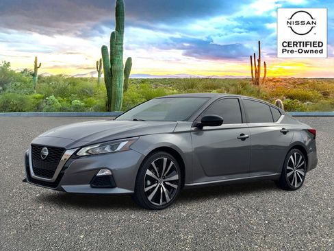 Certified 2021 Nissan Altima 2.5 SR image 2