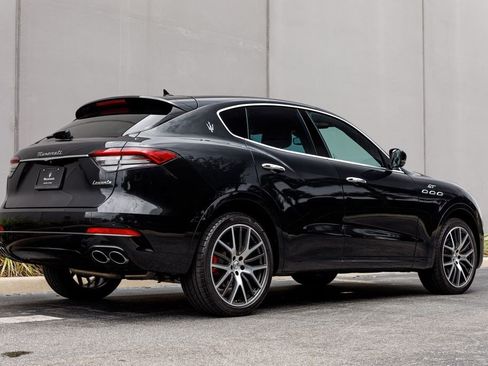 Certified 2022 Maserati Levante GT AWD/4WD image 36