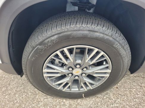 New 2026 Chevrolet Traverse LT w/ LPO, Floor Liner Package image 20