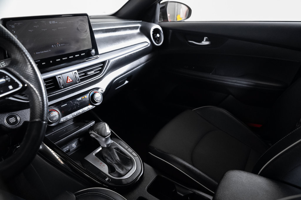 Used 2023 Kia Forte GT-Line w/ GT-Line Premium Package FWD image 25