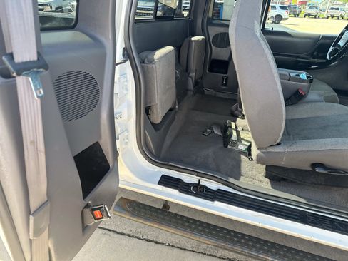 Used 2002 Ford Ranger XLT AWD/4WD image 14