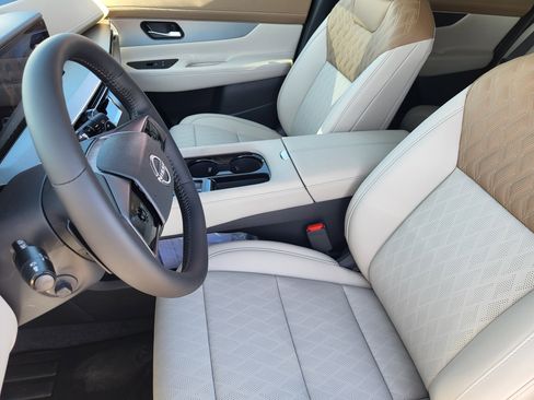 New 2026 Nissan Murano Platinum image 7