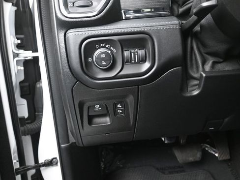 Used 2022 RAM 1500 Limited image 13