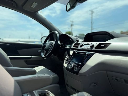 Used 2014 Honda Odyssey EX-L image 47