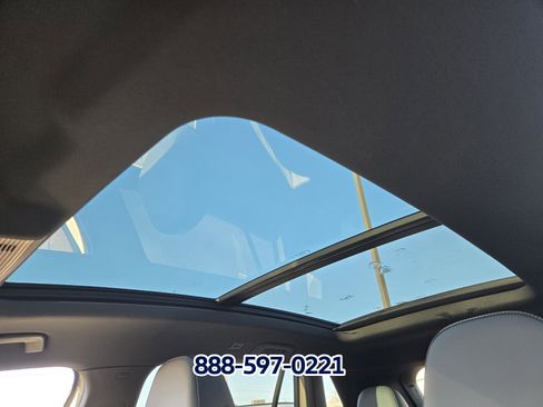 New 2026 Volkswagen Tiguan SEL R-Line image 7