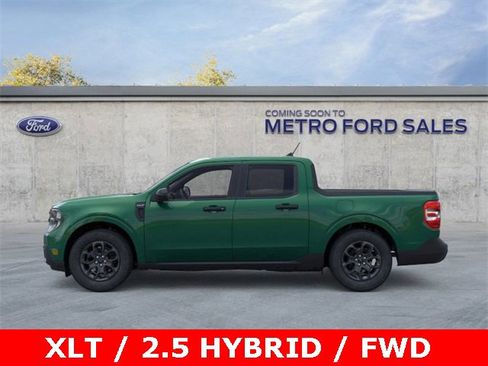 New 2025 Ford Maverick XLT w/ XLT Luxury Package image 30