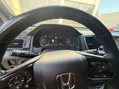 Used 2021 Honda Pilot Special Edition image 9