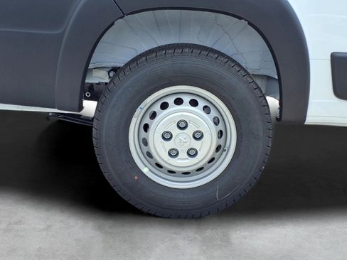 New 2026 RAM ProMaster 2500 w/ Convenience Group FWD image 8
