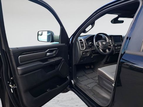 Used 2023 RAM 1500 Big Horn AWD/4WD image 10