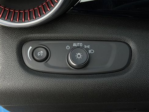 New 2026 Chevrolet Trax RS image 20