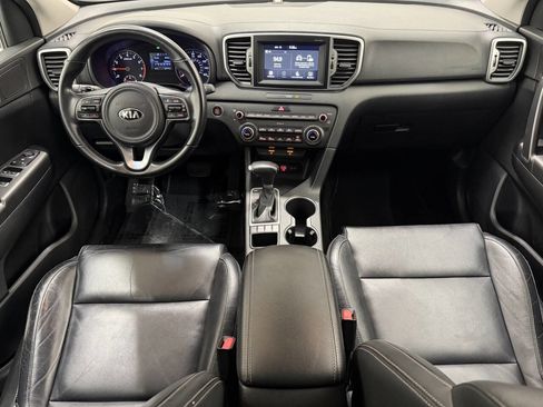 Used 2017 Kia Sportage EX image 18
