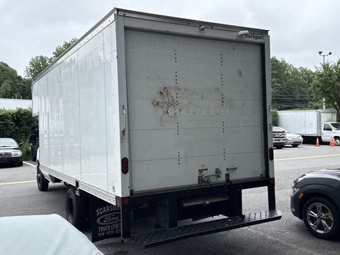 Used 2019 Ford E-350 and Econoline 350 Super Duty w/ Power Windows & Locks Group RWD image 5