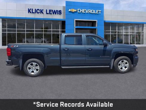 Used 2018 Chevrolet Silverado 1500 LT w/ All Star Edition AWD/4WD image 9