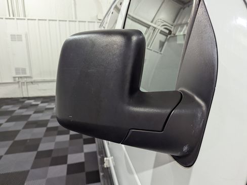 Used 2010 Ford E-350 and Econoline 350 XL RWD image 7