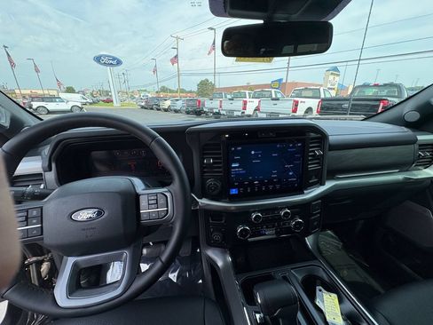 Used 2025 Ford F150 Lariat w/ Equipment Group 502A High AWD/4WD image 14