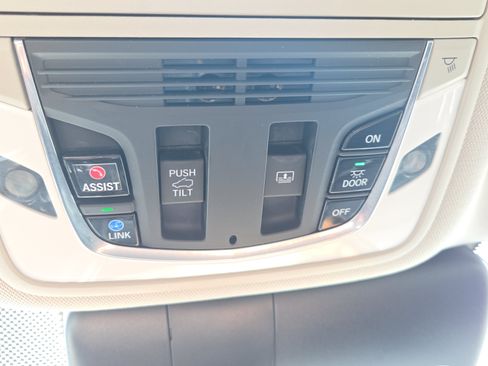 Used 2020 Acura RDX FWD image 32