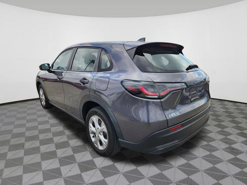 Used 2024 Honda HR-V LX image 3