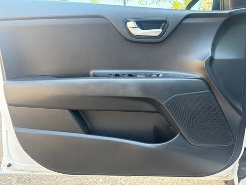 Used 2023 Kia Rio LX image 17