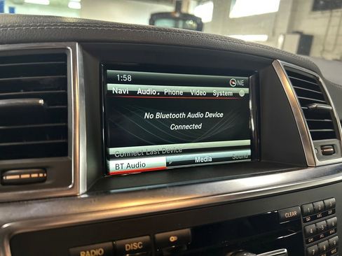 Used 2014 Mercedes-Benz ML 550 4MATIC image 25