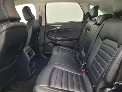 Used 2023 Ford Edge SEL image 18
