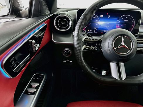 Used 2024 Mercedes-Benz C 300 4MATIC Sedan image 10