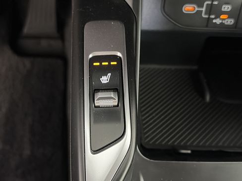 Used 2025 Kia Sorento X-Line EX AWD/4WD image 23